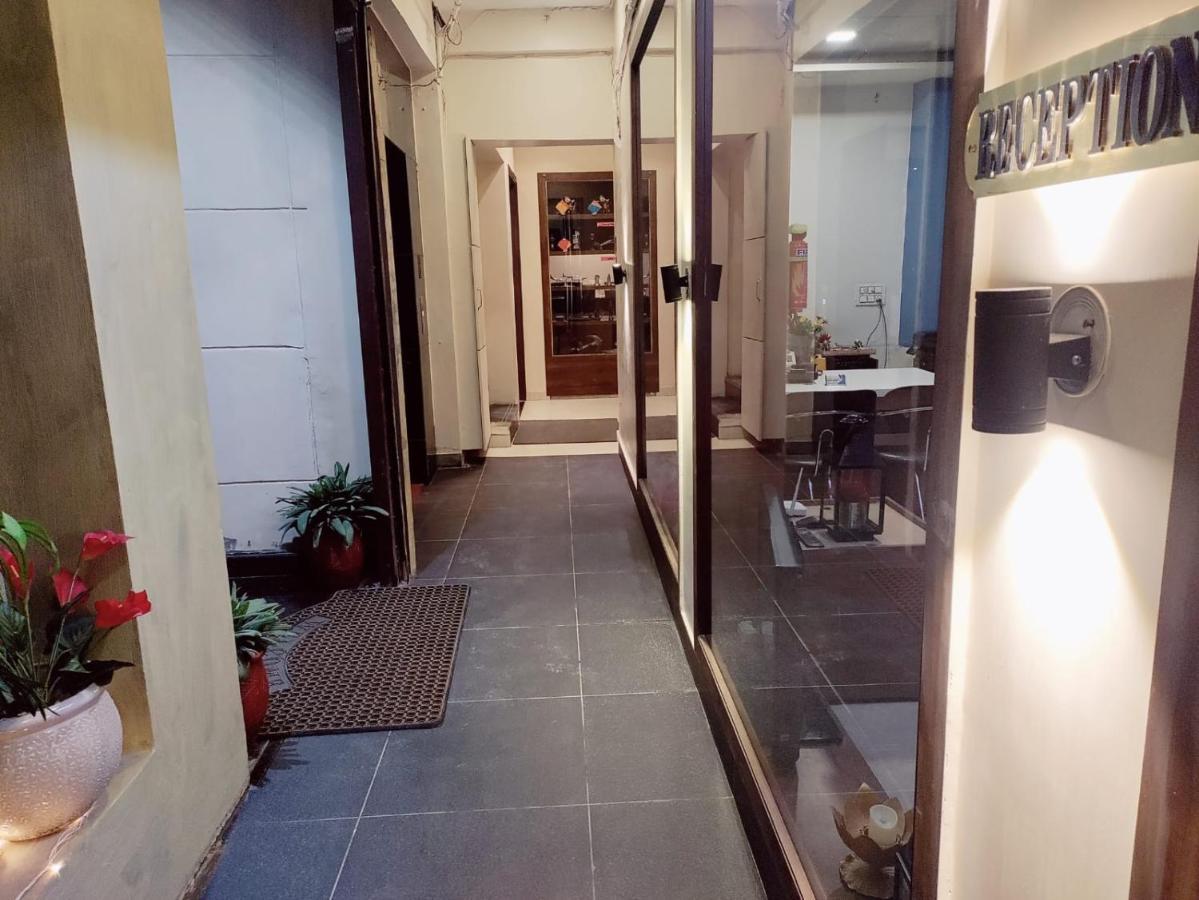 Hotel Luxuria Λουντιάνα Εξωτερικό φωτογραφία