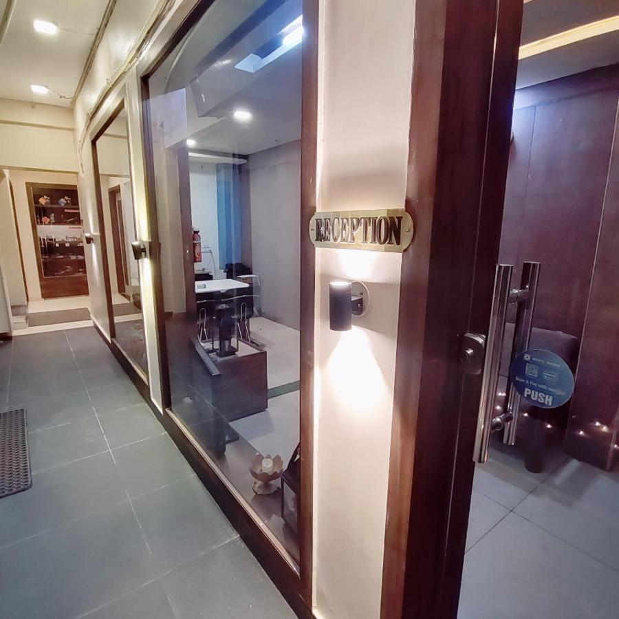 Hotel Luxuria Λουντιάνα Εξωτερικό φωτογραφία