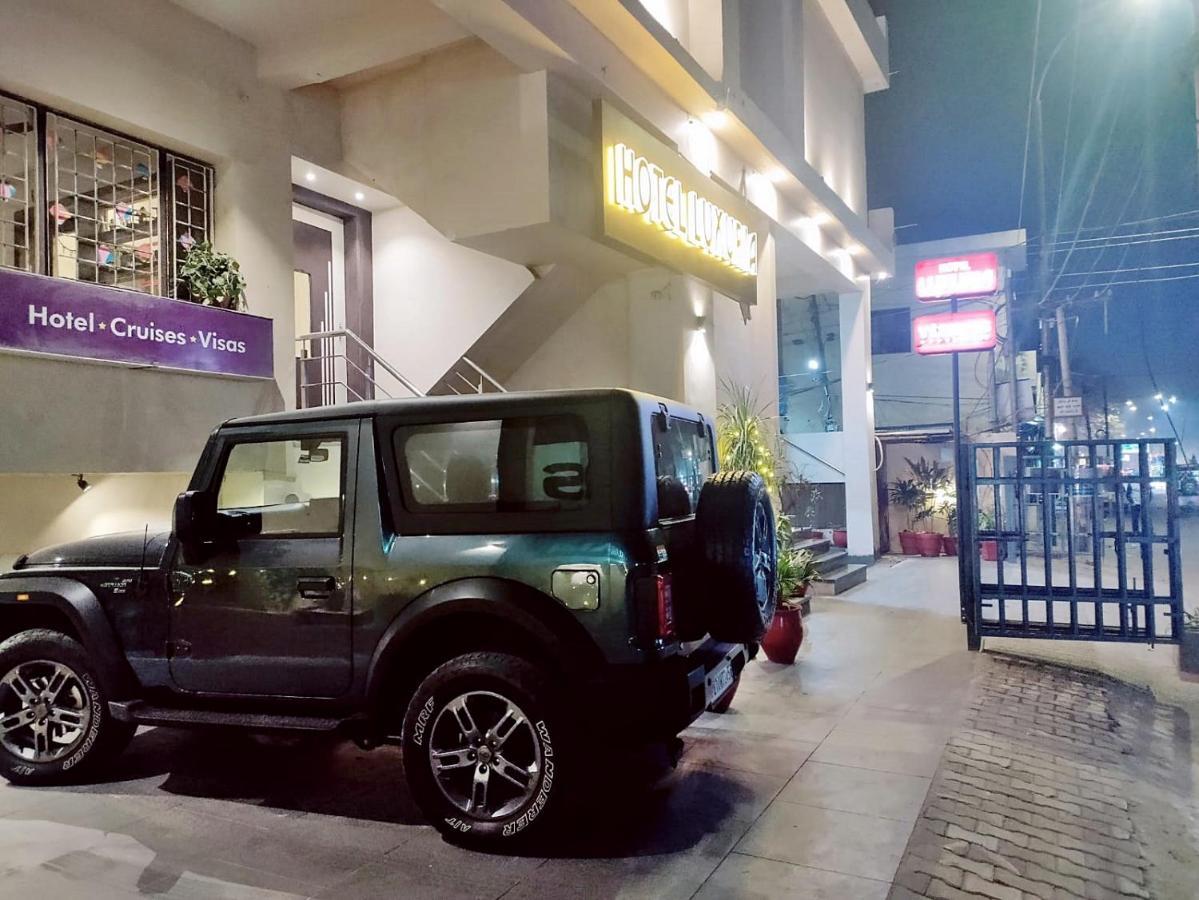 Hotel Luxuria Λουντιάνα Εξωτερικό φωτογραφία