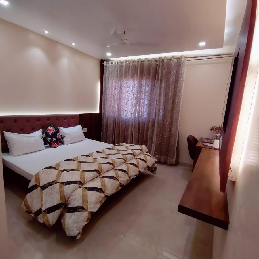 Hotel Luxuria Λουντιάνα Εξωτερικό φωτογραφία