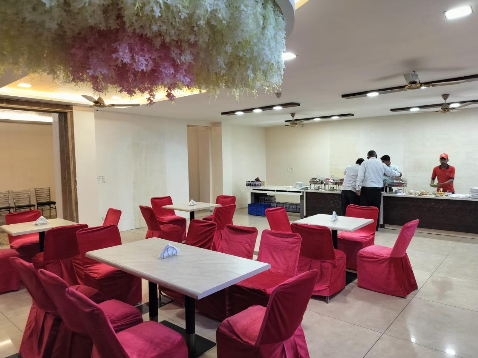 Hotel Luxuria Λουντιάνα Εξωτερικό φωτογραφία