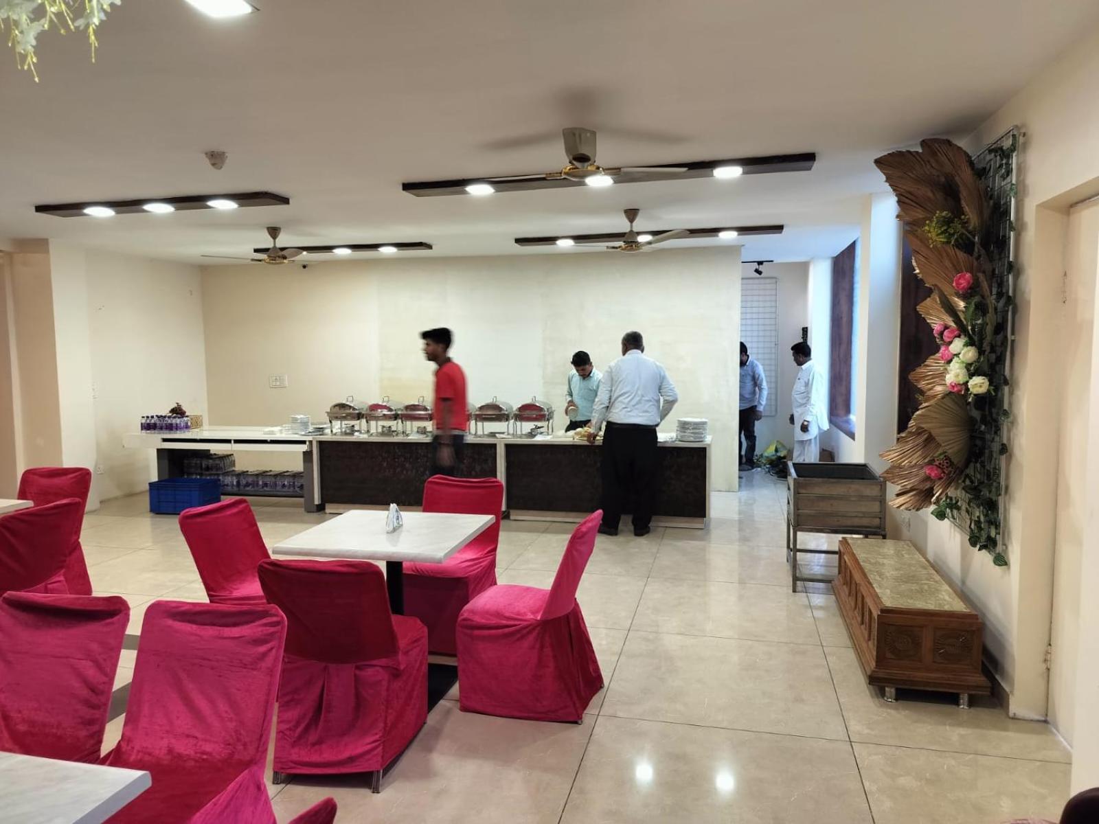 Hotel Luxuria Λουντιάνα Εξωτερικό φωτογραφία